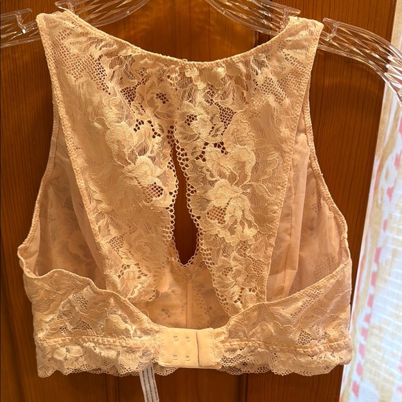Soma Embraceable Lace Back Bralette in Soft Peach - Picture 3 of 5